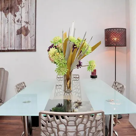 Semesterbostad Romantic Rom